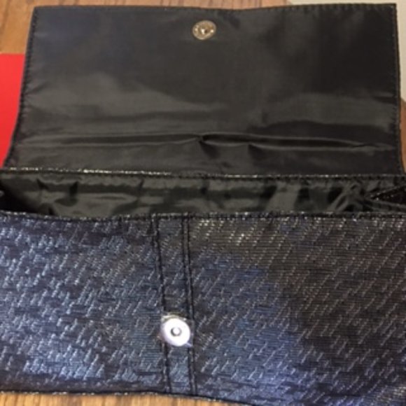 New in Box Lancome Metallic Clutch Bag - Picture 5 of 9